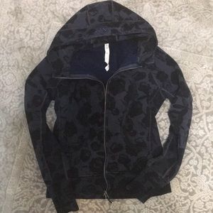 Lululemon Scuba Hoodie in Floral Dusty Blue